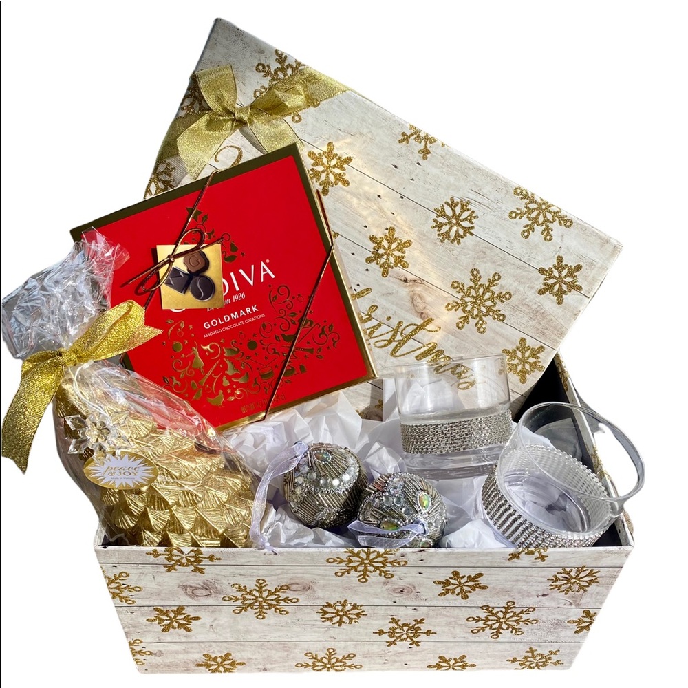 HOLIDAY GIFT BOX / BASKET